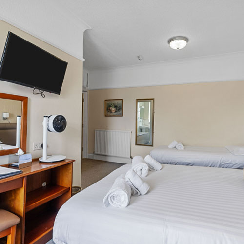 Hotel with family rooms in Plymouth | Hotel on the Hoe Plymouth | Hotel for Events and functions Plymouth Hoe